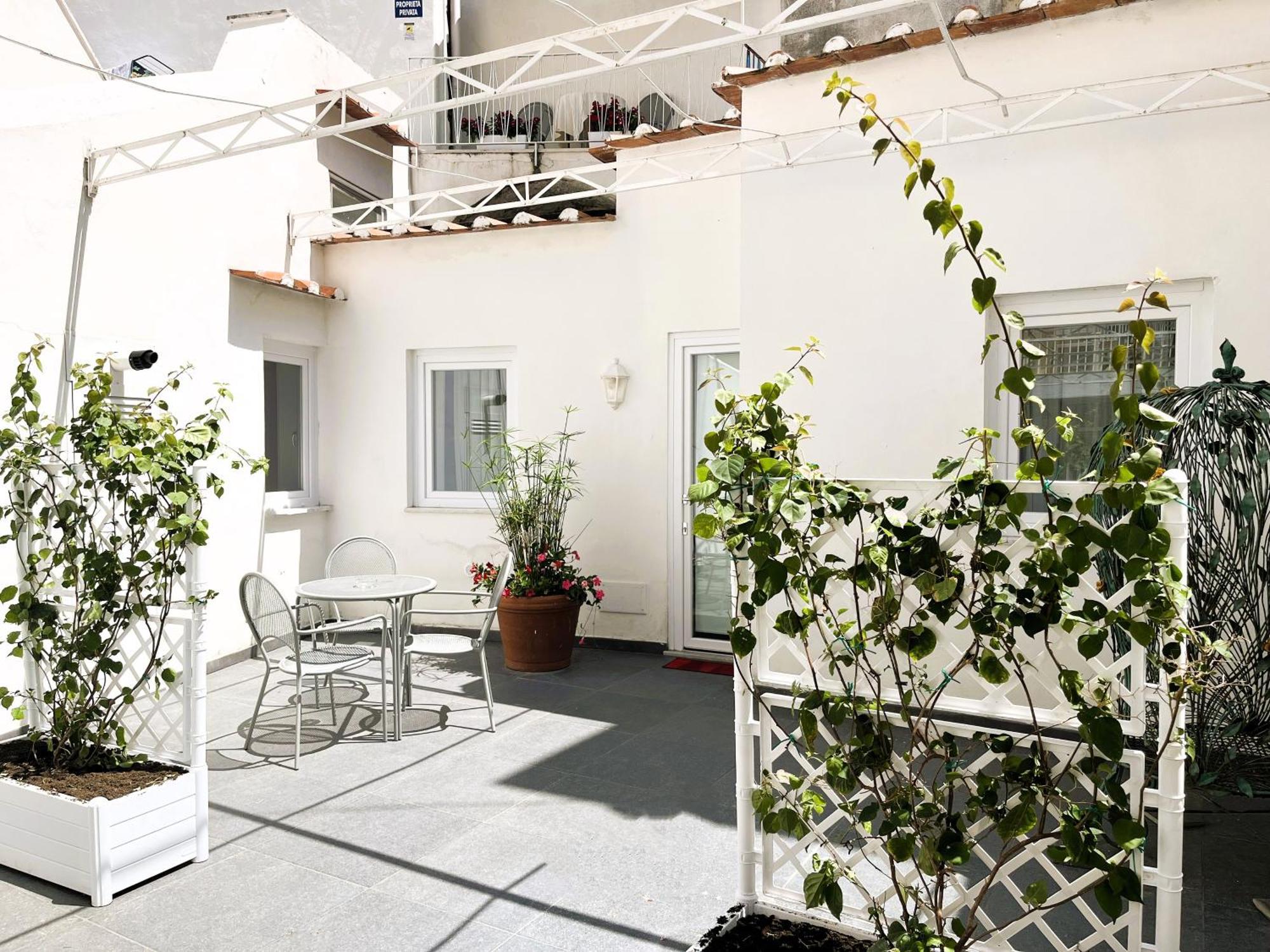 Mana House2 Villa Майори Екстериор снимка